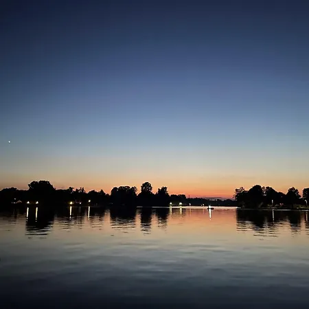 דירה Hausboot Insel Valentinswerder *