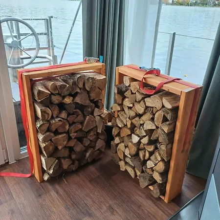 Apartment Hausboot Insel Valentinswerder